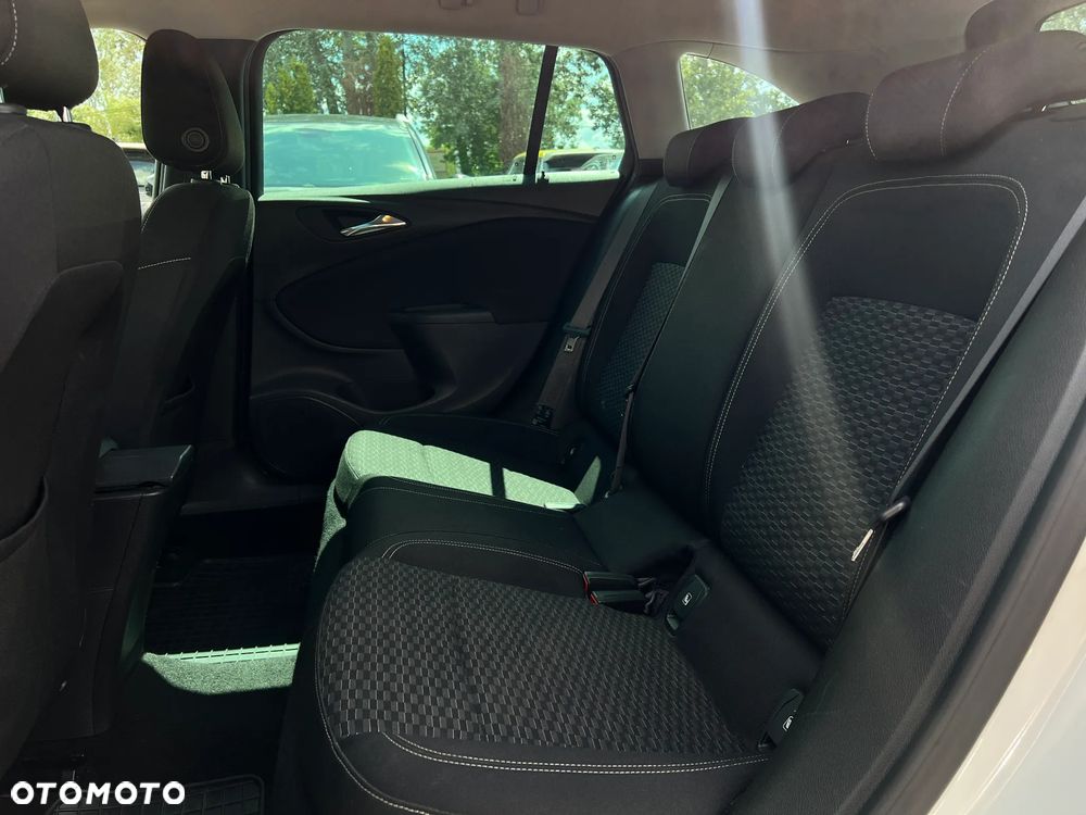 Opel Astra - 22