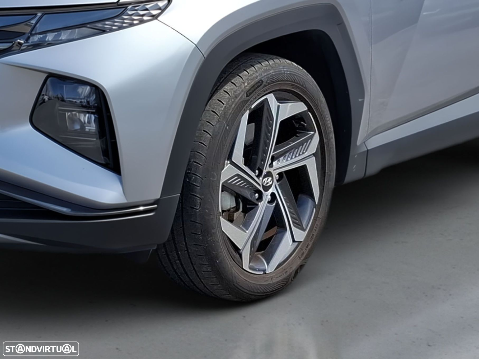 Hyundai Tucson 1.6 T-GDI HEV Vanguard - 4