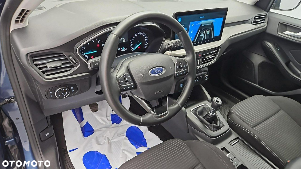 Ford Focus 1.0 EcoBoost Titanium - 9