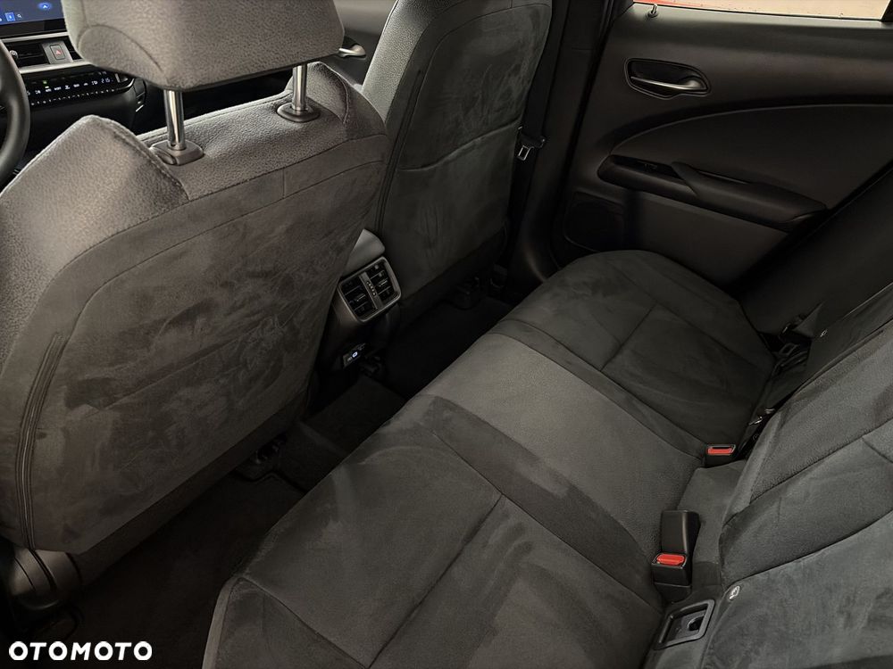 Lexus UX 250h GPF Business 2WD - 11