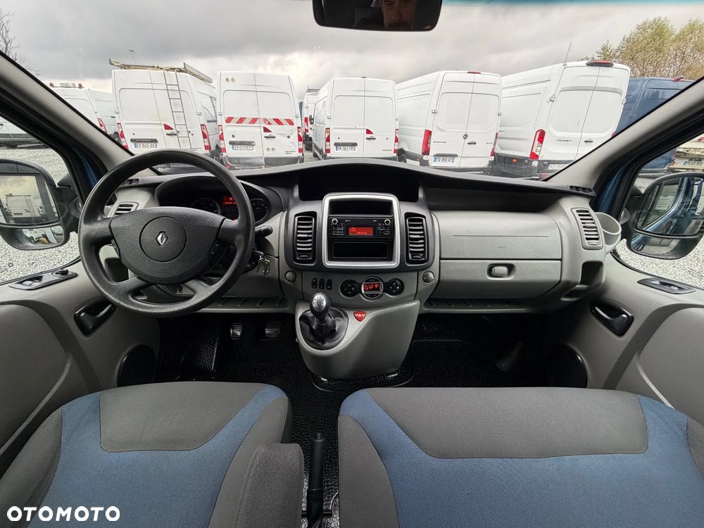 Renault Trafic 2.0 dCi 115 FAP Combi L1H1 Expression - 10