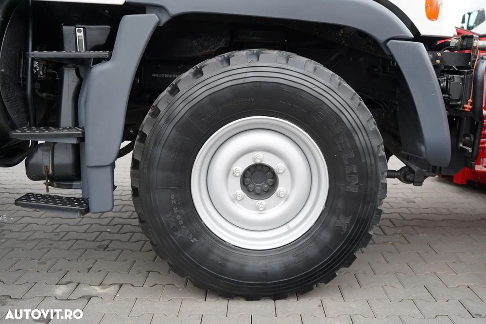 Mercedes-Benz UNIMOG U300 / 4X4 / BASCUNĂTOR 3 LATE / PLUG / MUNICIPAL / CUPLĂRI HIDRAULICE / EPS + AMBREIAJ - 24