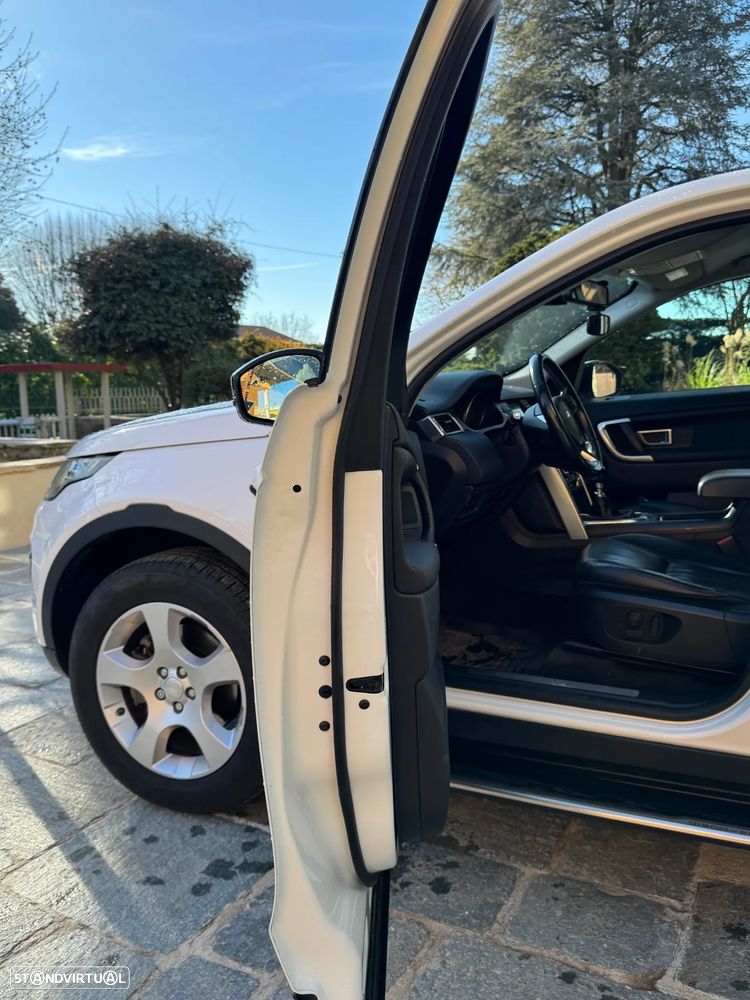 Land Rover Discovery Sport - 31