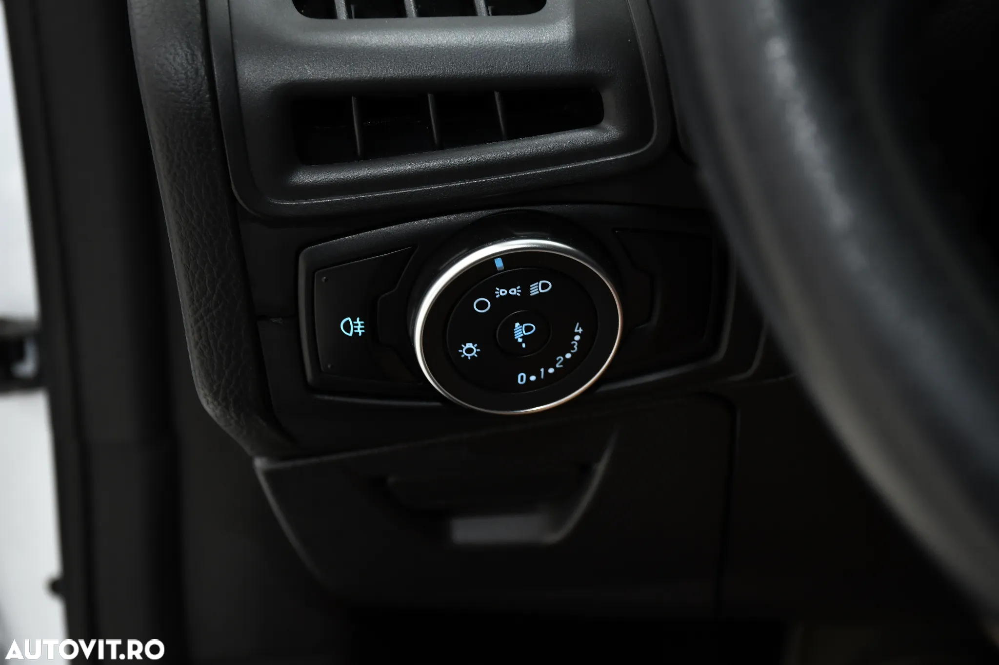 Ford Focus 1.5 EcoBlue Connected - 20
