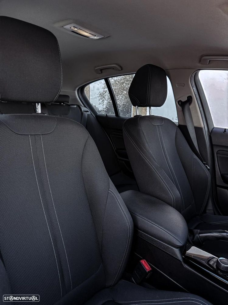 BMW 116 d Corporate Edition — fotografia 4