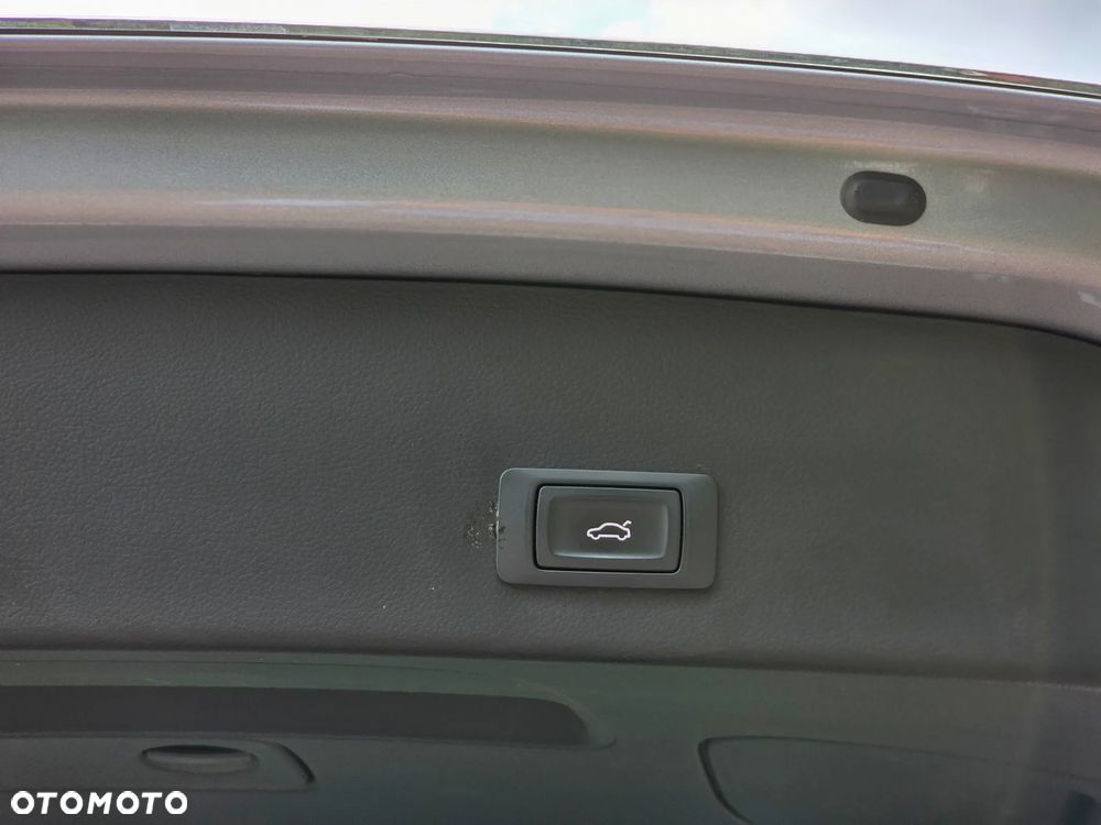 Audi A6 Avant 3.0 TDI Quattro S tronic - 20