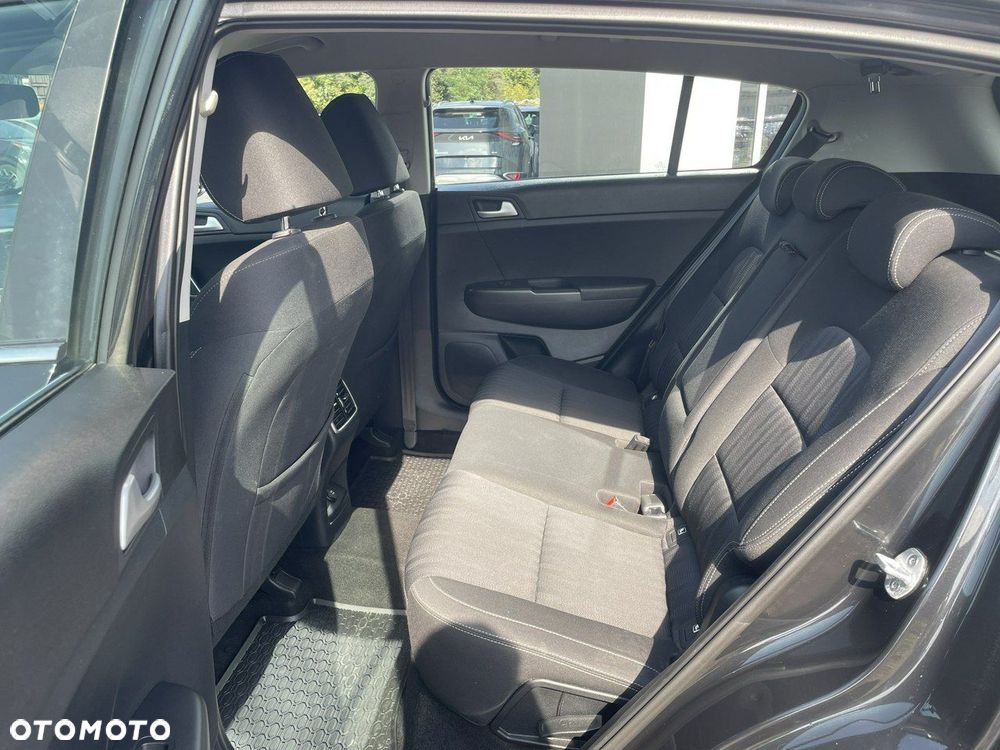 Kia Sportage - 12