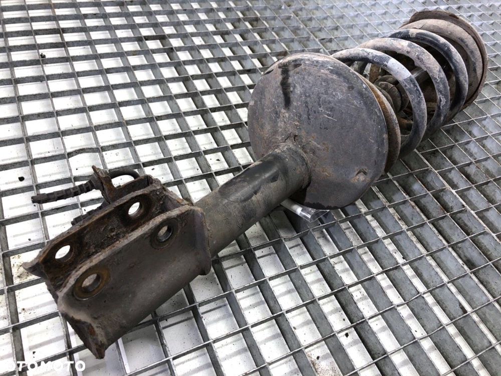 AMORTYZATOR PRAWY PRZÓD  DACIA SANDERO 2008 - 2022 1.6 (BS0R, BS0D, BS0B, BS0F, BS0H) 64 kW [87 KM] - 3