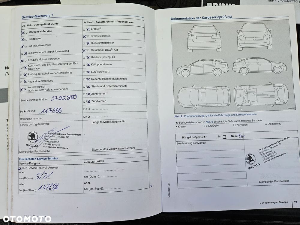 Volkswagen Passat - 27