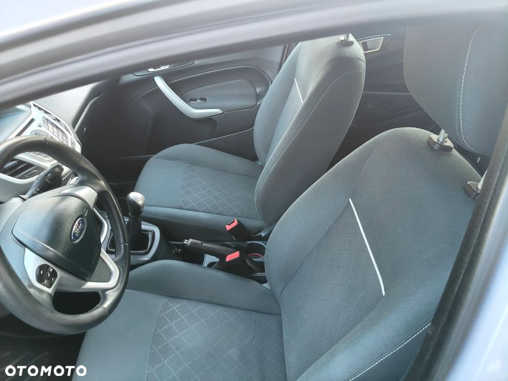 Ford Fiesta 1.25 Titanium EU5 - 7