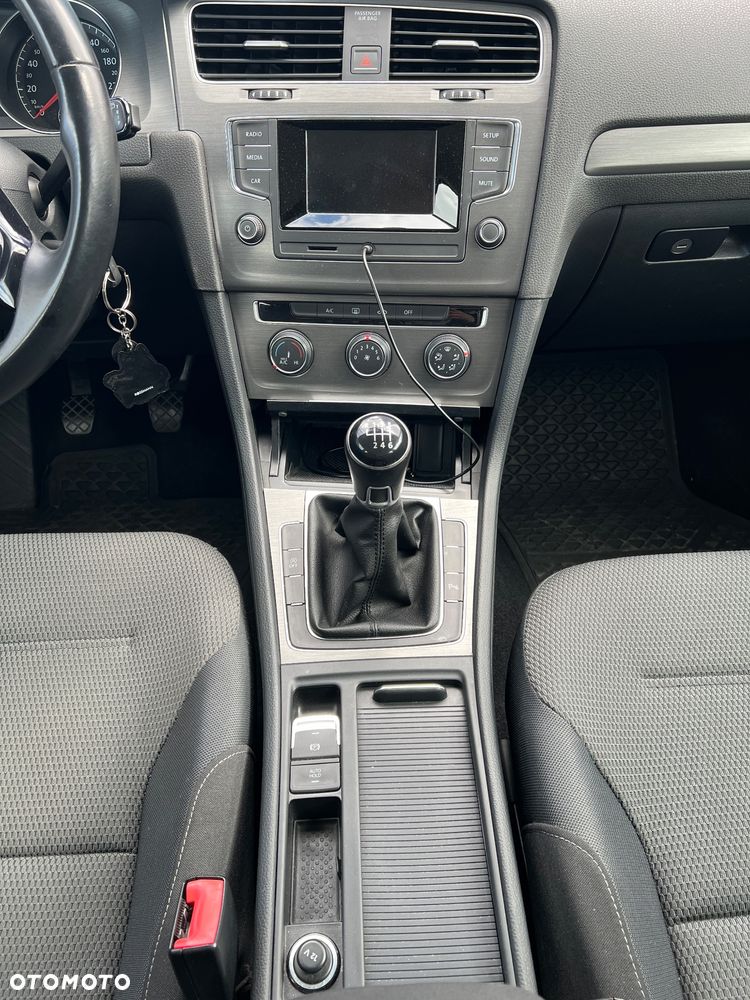 Volkswagen Golf 1.2 TSI BlueMot Comfortline - 8