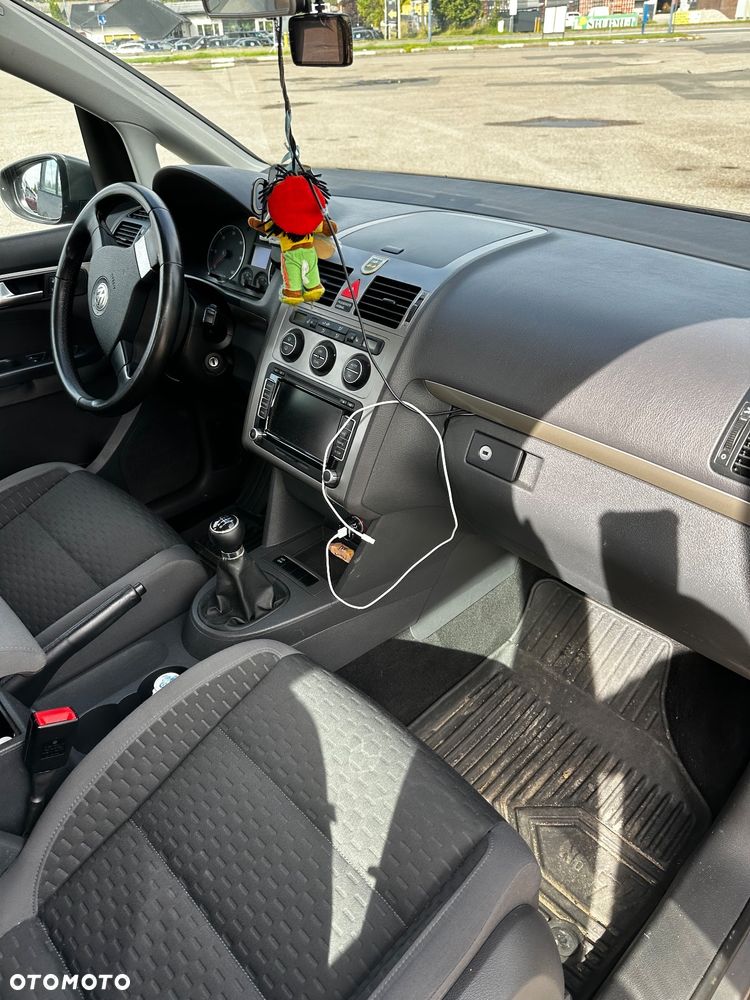 Volkswagen Touran 1.9 TDI Conceptline - 7