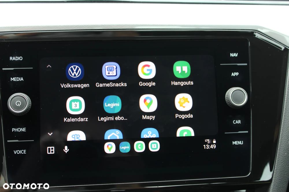 Volkswagen Passat - 20