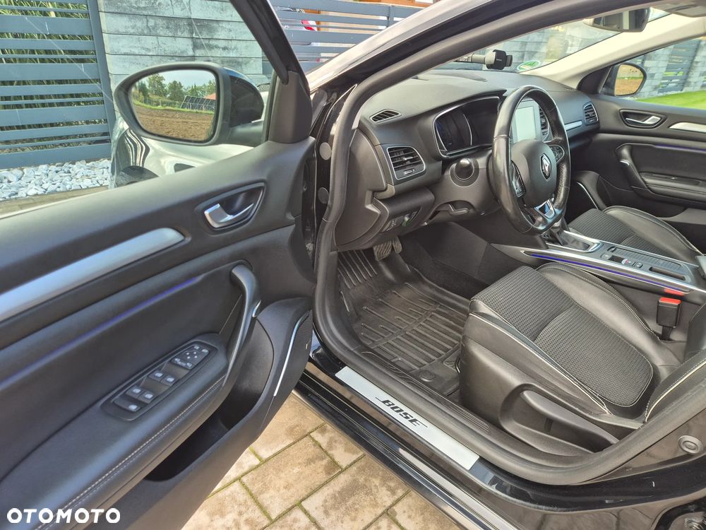 Renault Megane BLUE dCi 150 EDC BOSE EDITION - 9