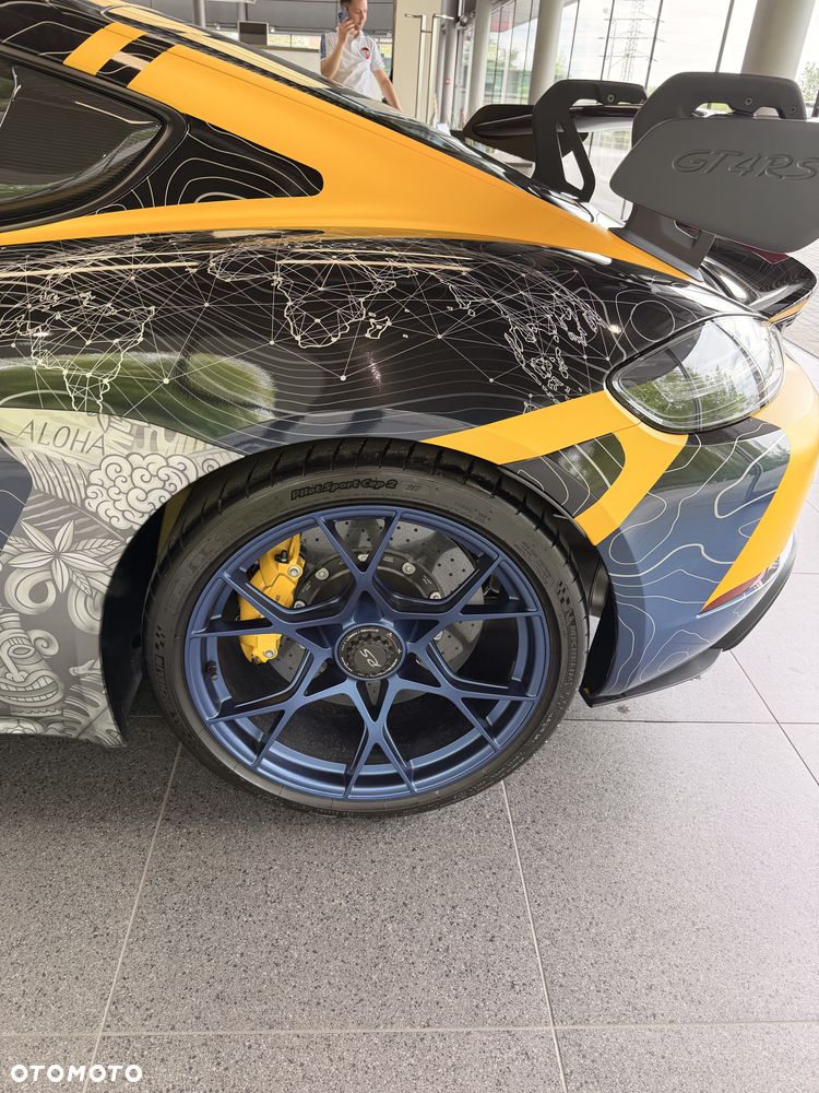 Porsche 718 Cayman GPF GT4 RS PDK - 9