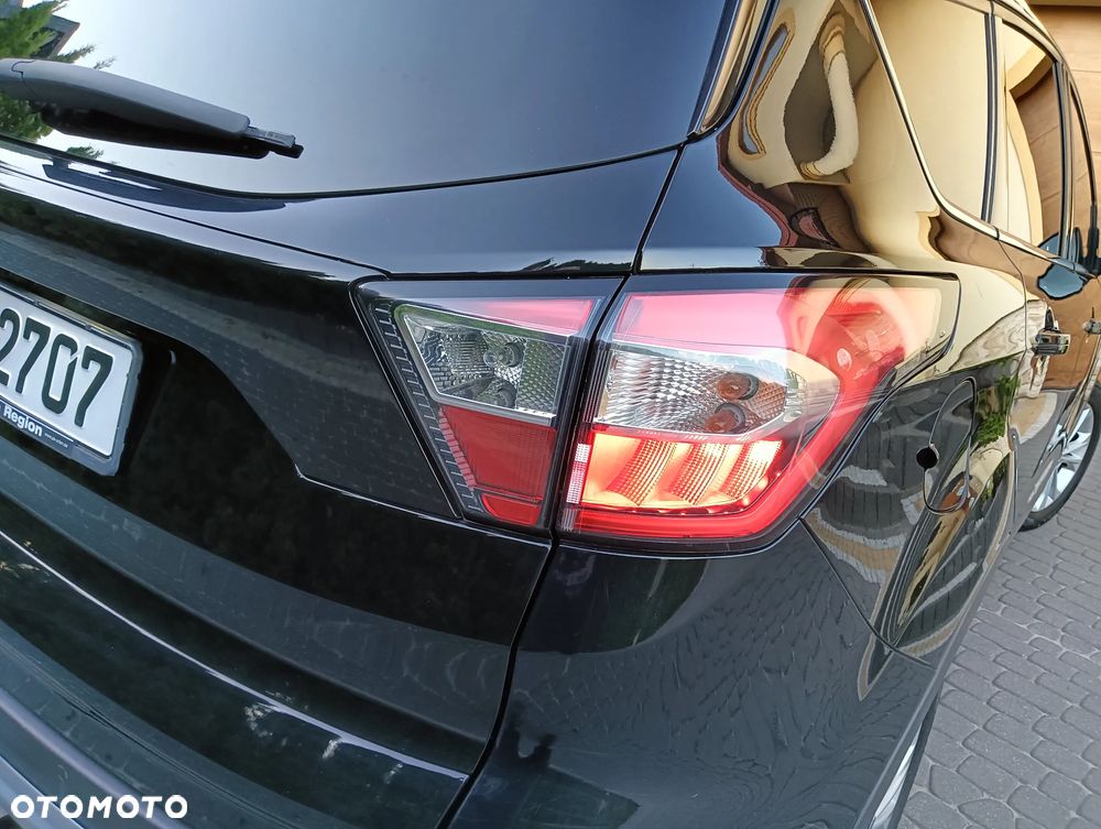 Ford Kuga - 16