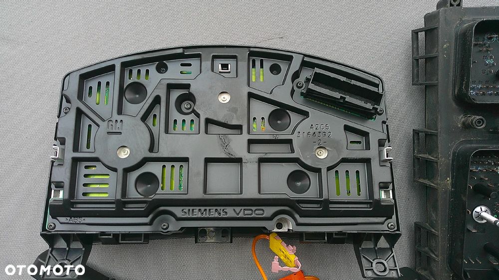 OPEL ZAFIRA B 1.6 16V IMMO ZESTAW STARTOWY 55562549 - 10