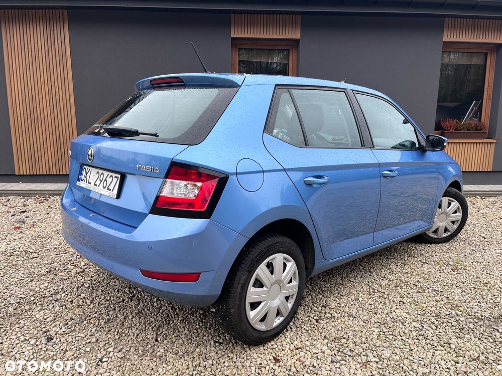 Skoda Fabia 1.0 TSI Ambition DSG - 8