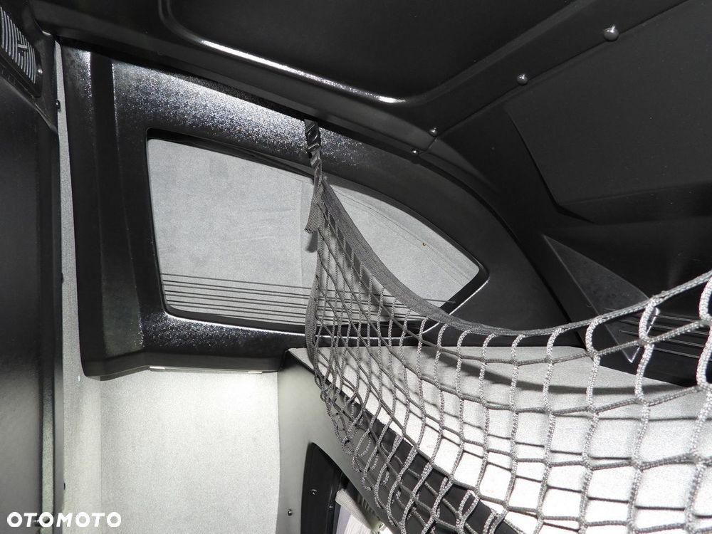 Mercedes-Benz SPRINTER 317 PLANDEKA WINDA 8 PALET WEBASTO TEMPOMAT KLIMATYZACJA  170KM - 40