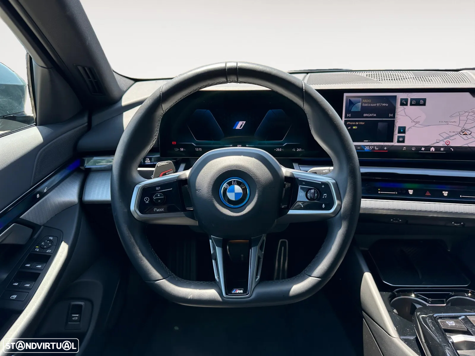 BMW i5 Touring eDrive40 - 13