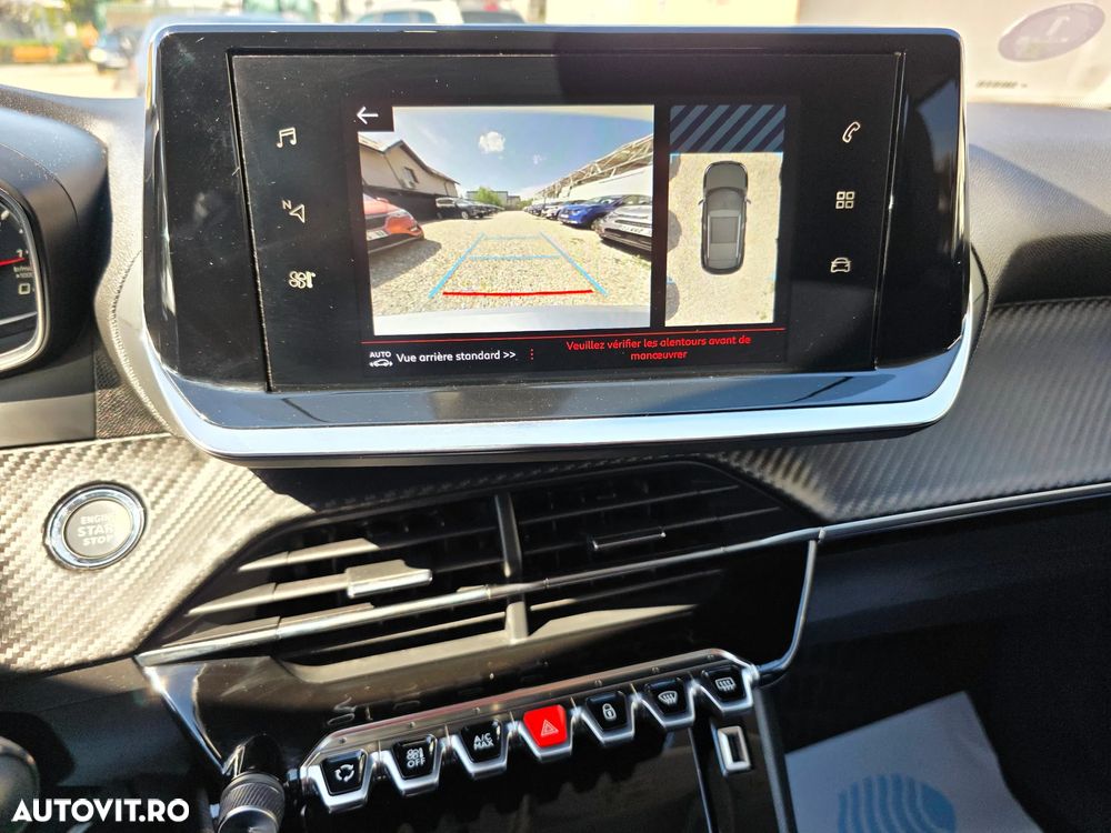 Peugeot 2008 PureTech 130 EAT8 GT - 27