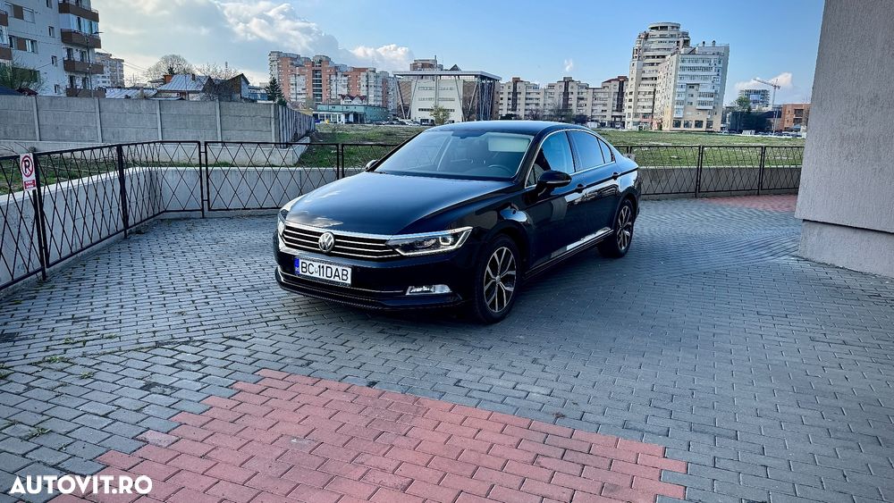 Volkswagen Passat - 2