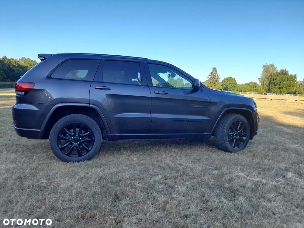 Jeep Grand Cherokee - 5