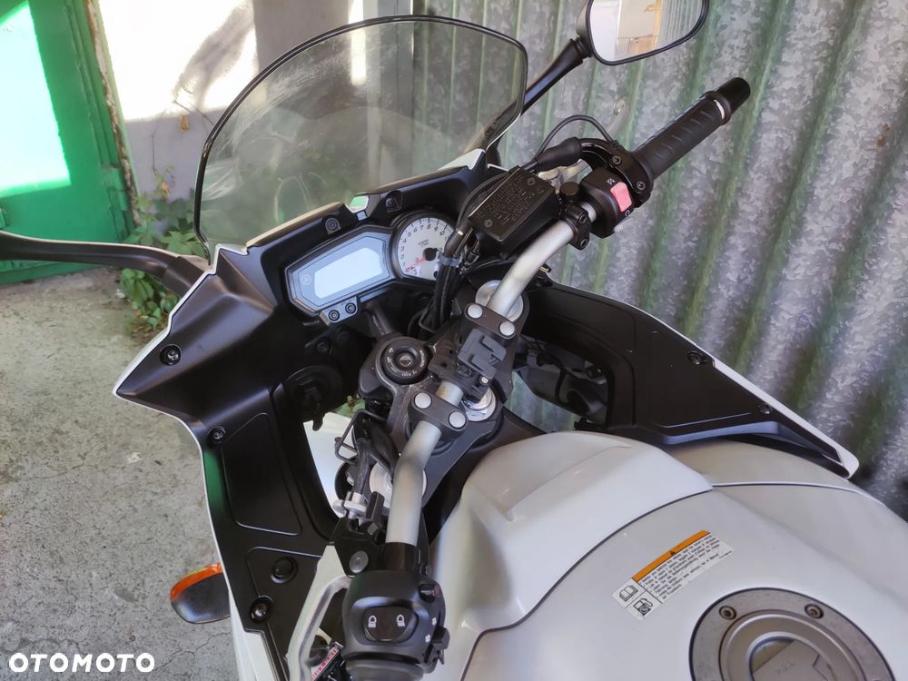 Yamaha FZ8 - 11