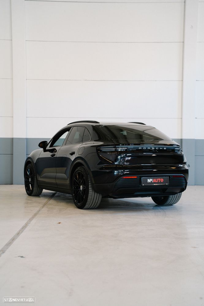 Porsche Macan Electric - 7