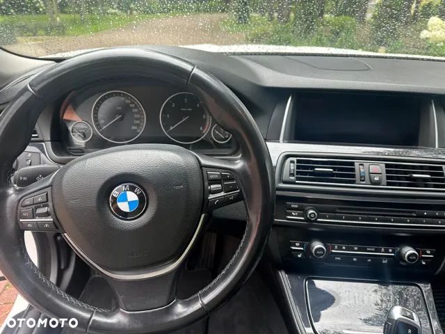 BMW Seria 5 530d xDrive Sport-Aut Modern Line - 8