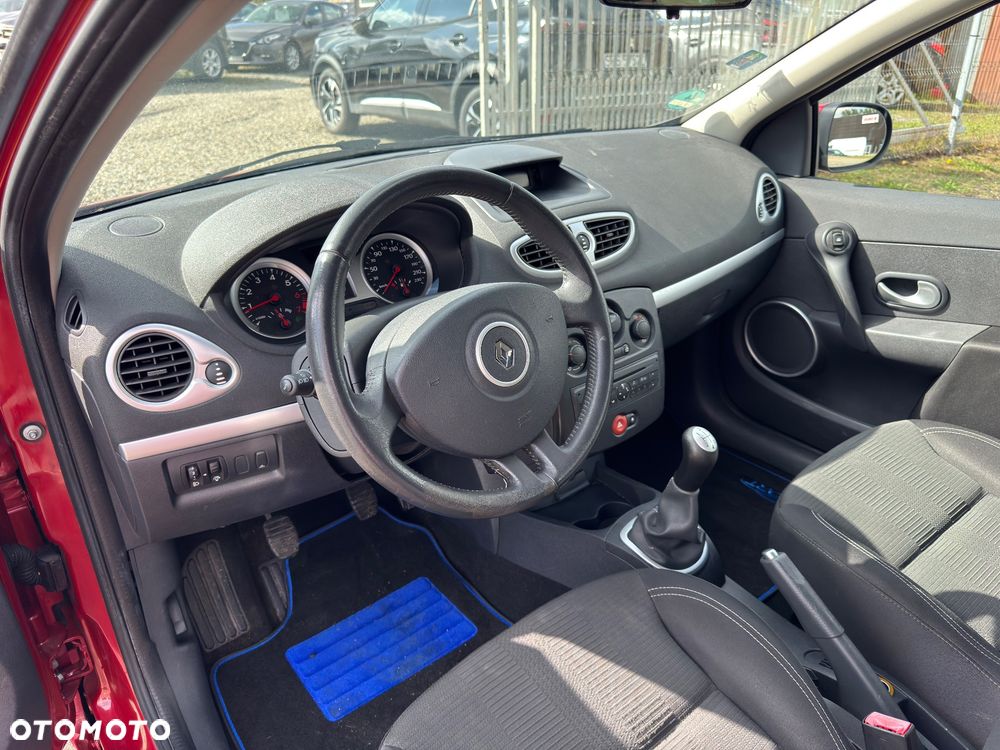 Renault Clio 1.2 16V Expression - 15