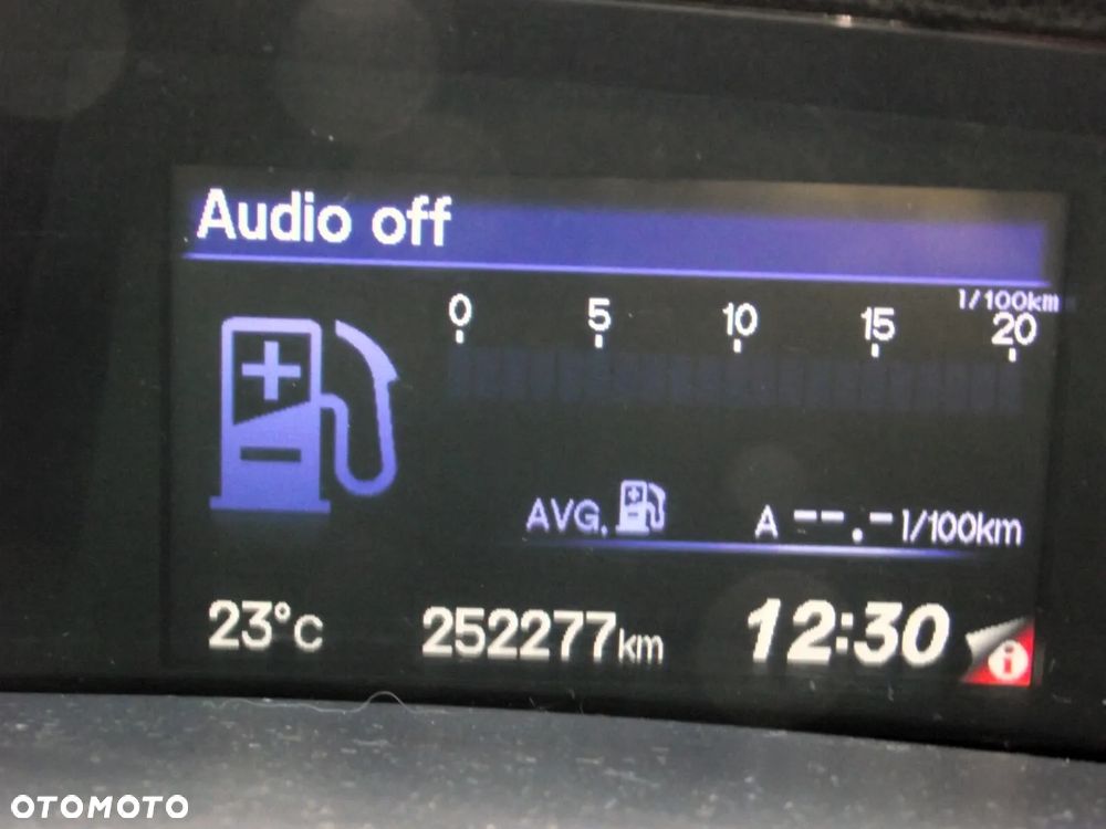 Honda Civic 1.4 Sport - 30
