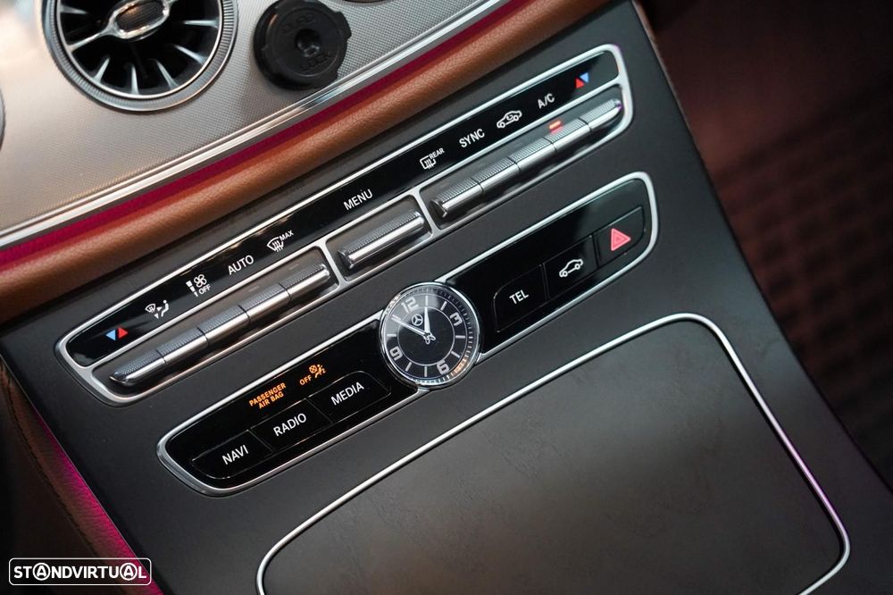 Mercedes-Benz E 220 d AMG Line - 17