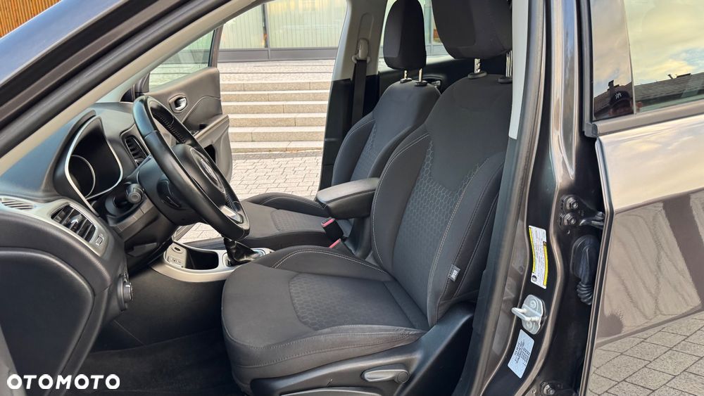Jeep Compass 1.4 MultiAir Longitude - 23