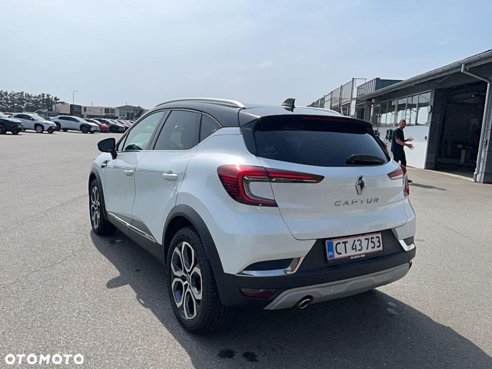Renault Captur 1.3 TCe Intens EDC - 4