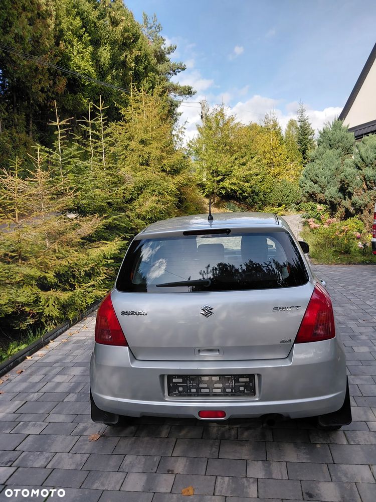 Suzuki Swift 2006 photo 3