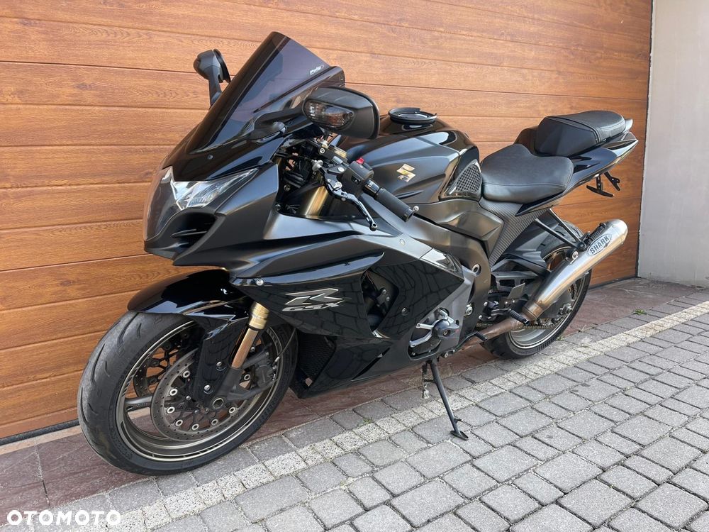 Suzuki GSX-R - 6