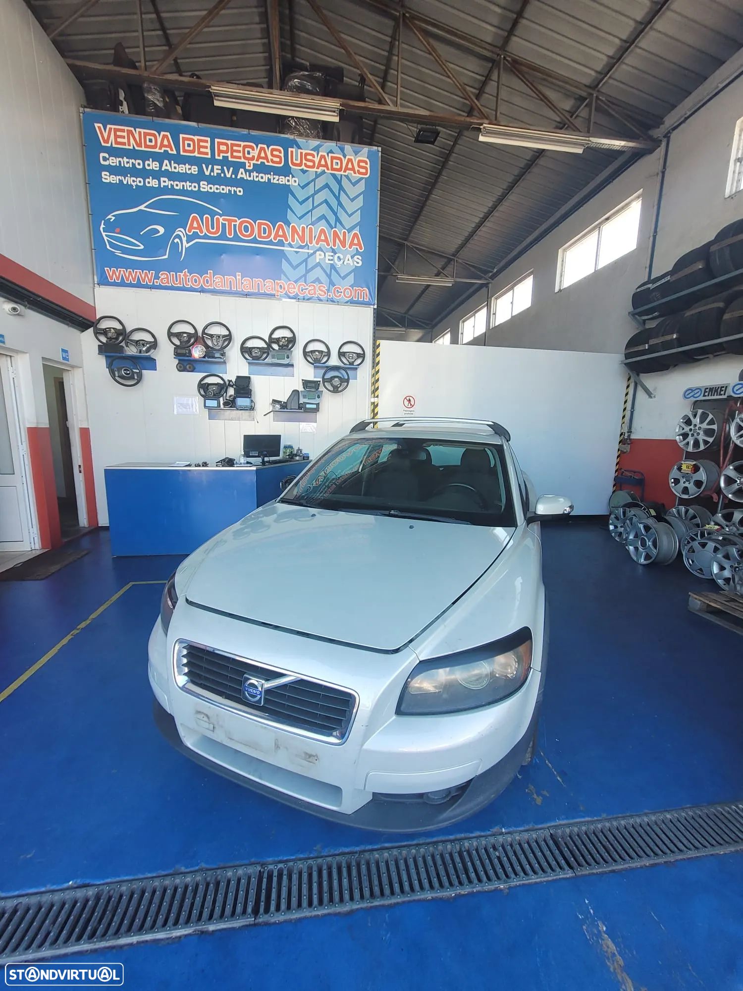 Volvo C30 1.6D de 2006 ás peças - 1