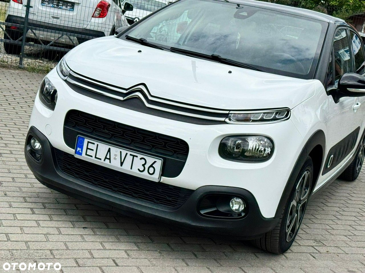 Citroën C3 Pure Tech 82 LIVE - 3
