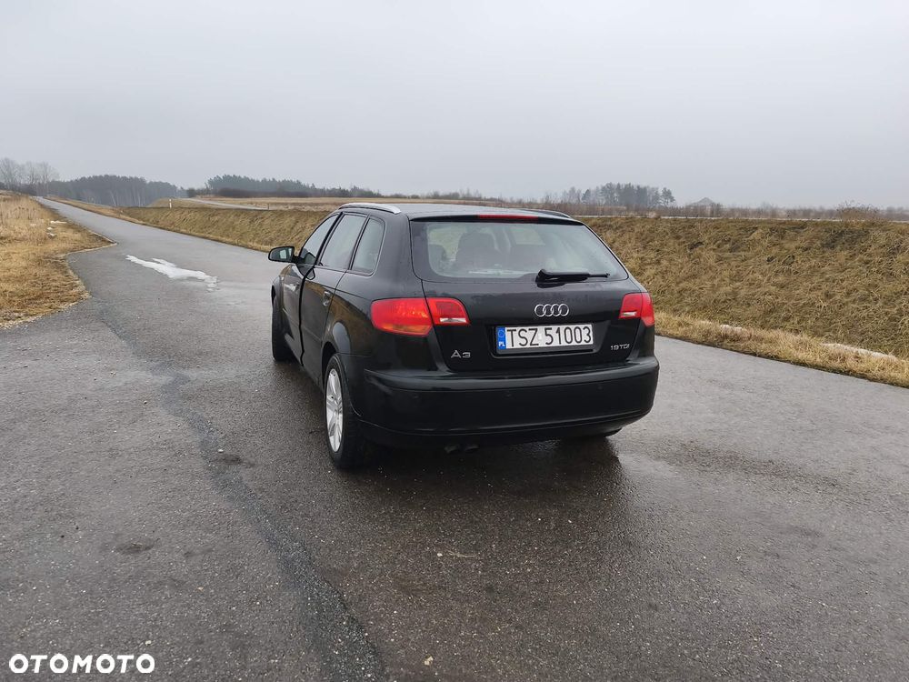 Audi A3 Sportback 1.9 TDI Attraction - 6