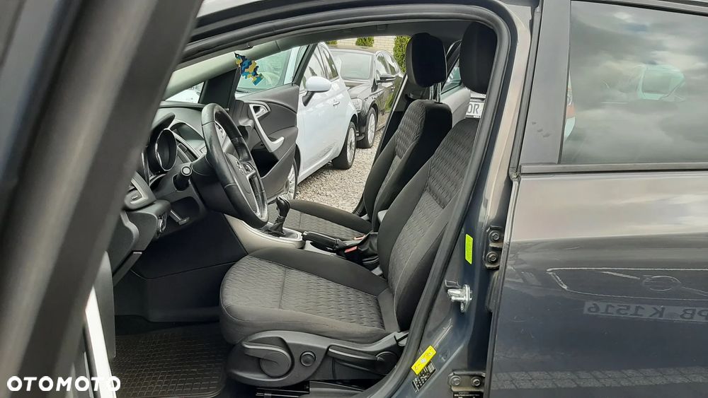 Opel Astra - 10