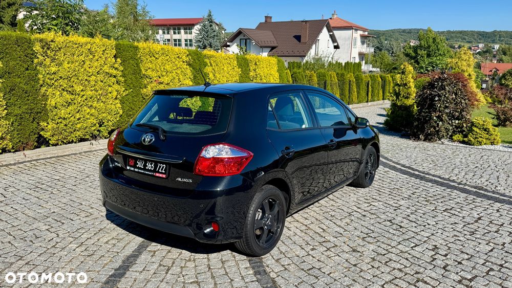 Toyota Auris 1.6 Premium - 16