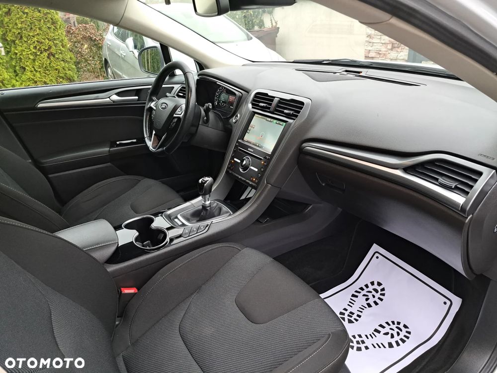 Ford Mondeo 2.0 TDCi Start-Stopp Titanium - 18