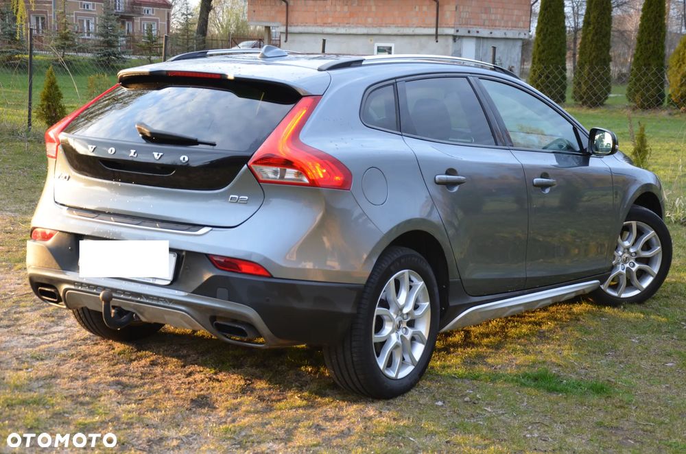 Volvo V40 Cross Country D2 Momentum - 9