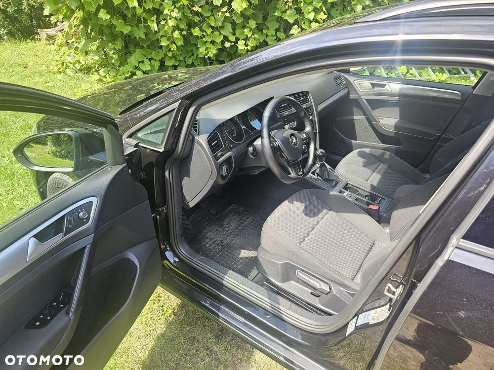Volkswagen Golf - 7