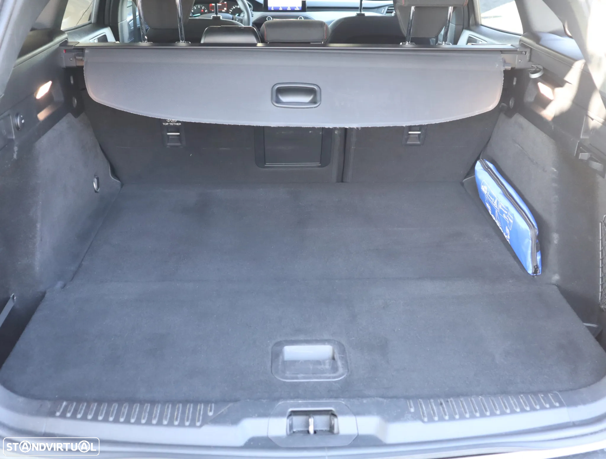 Ford Focus SW 1.0 EcoBoost MHEV ST-Line - 56