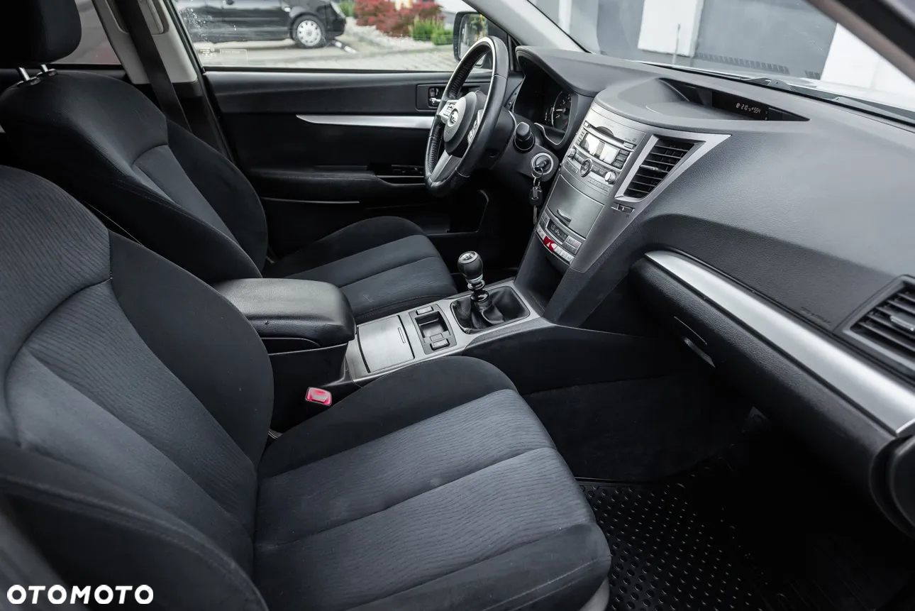 Subaru Outback - 30