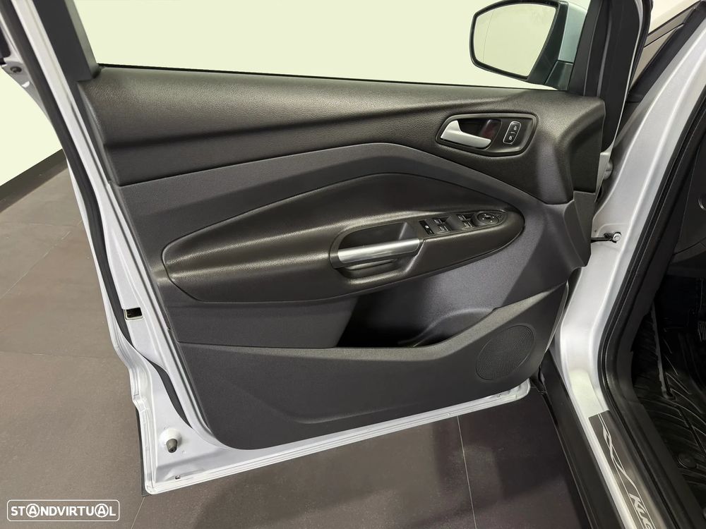 Ford Kuga 1.5 TDCi EcoBlue Titanium - 19