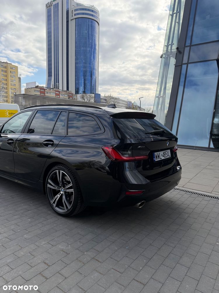 BMW Seria 3 330e Sport Line sport - 10