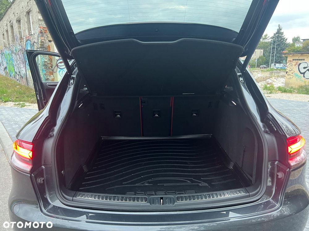 Porsche Macan - 21